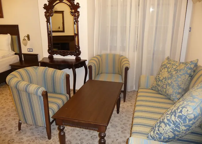 Park Izvorite Κότελ