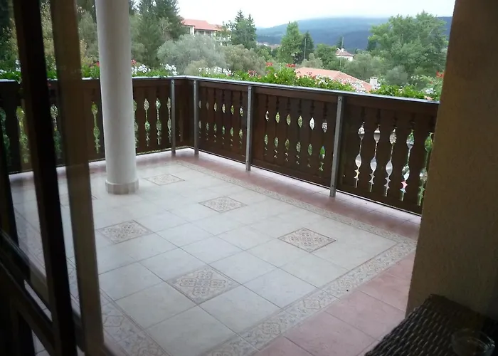 Park Izvorite منتجع كوتيل