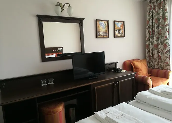 منتجع Park Izvorite كوتيل